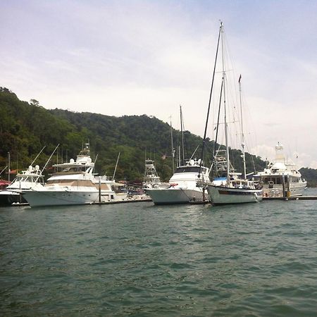 Fish Hook Marina Hotel غولفيتو المظهر الخارجي الصورة