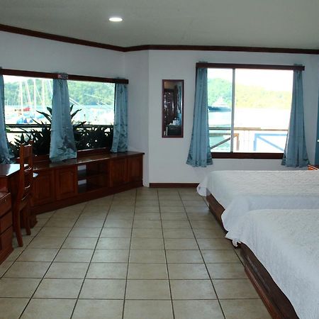 Fish Hook Marina Hotel غولفيتو المظهر الخارجي الصورة