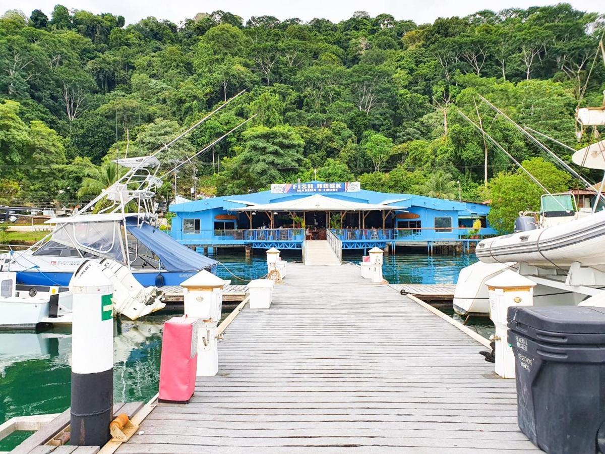 Fish Hook Marina Hotel غولفيتو المظهر الخارجي الصورة
