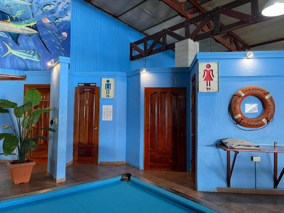 Fish Hook Marina Hotel غولفيتو المظهر الخارجي الصورة
