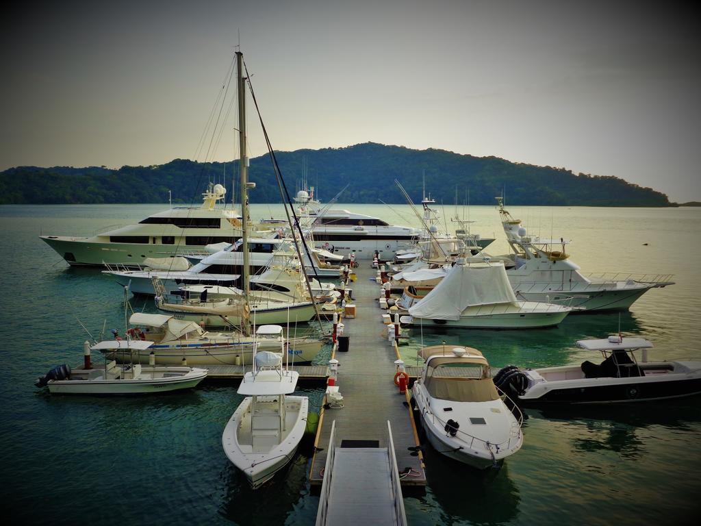 Fish Hook Marina Hotel غولفيتو المظهر الخارجي الصورة