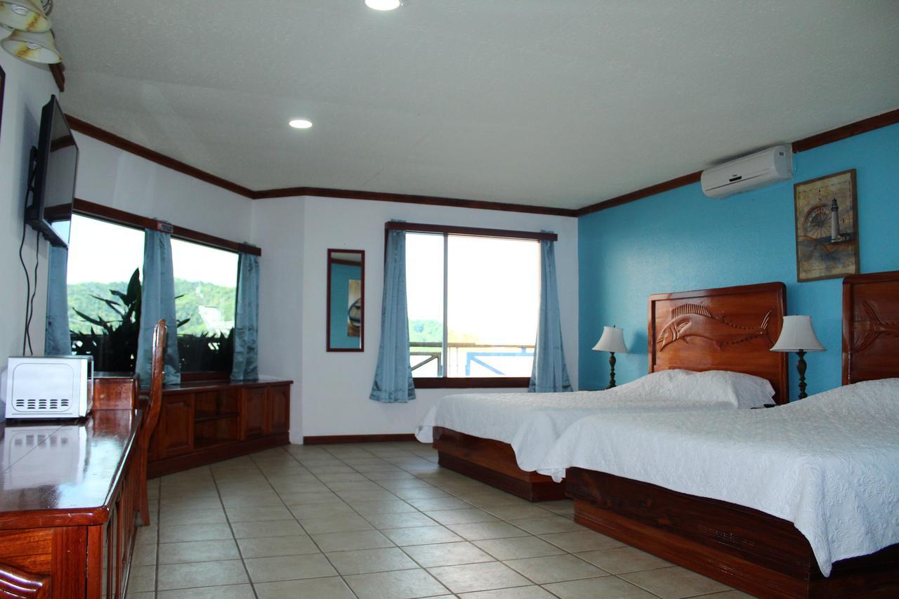 Fish Hook Marina Hotel غولفيتو المظهر الخارجي الصورة